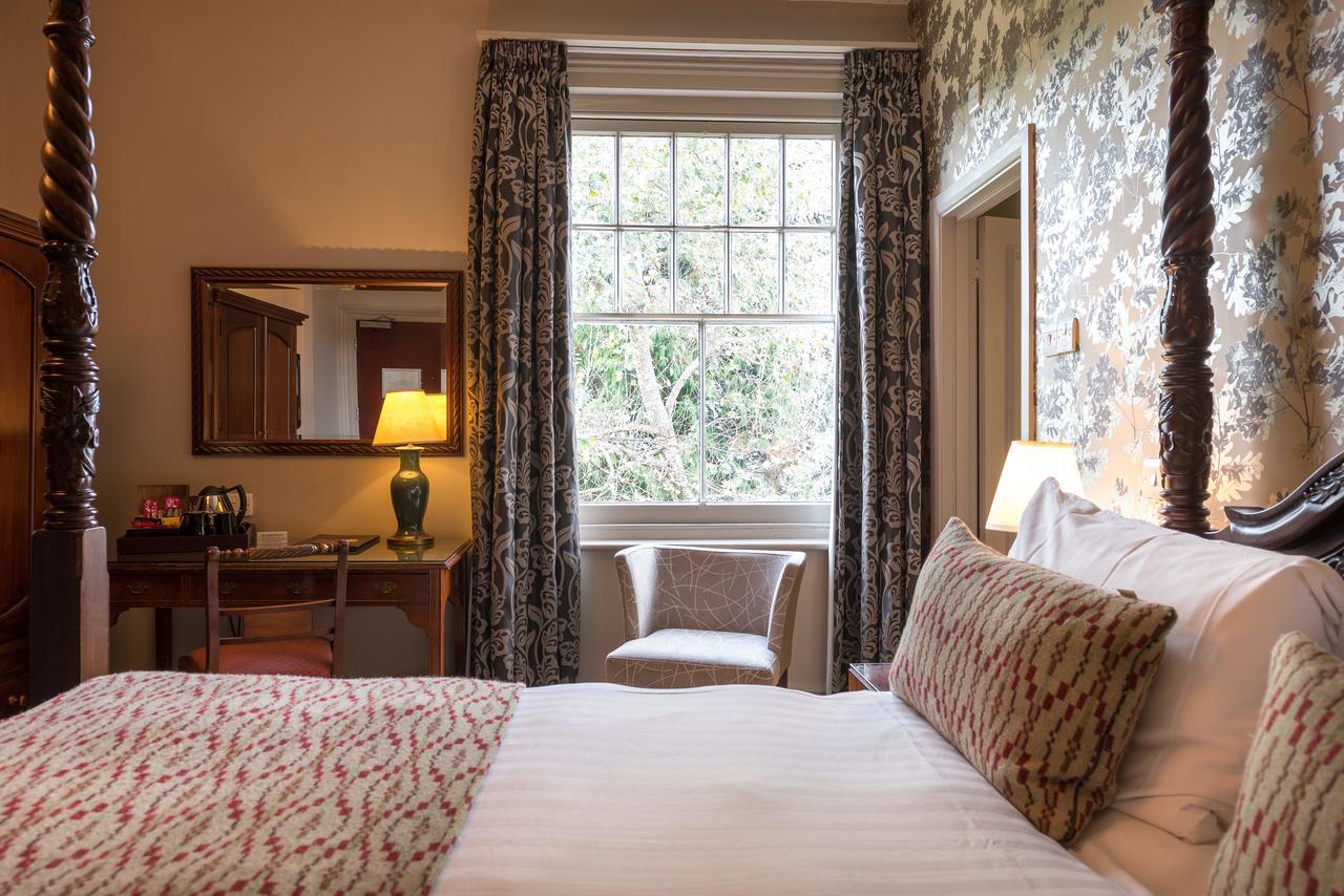The Crown Manor House Hotel Lyndhurst Exterior foto